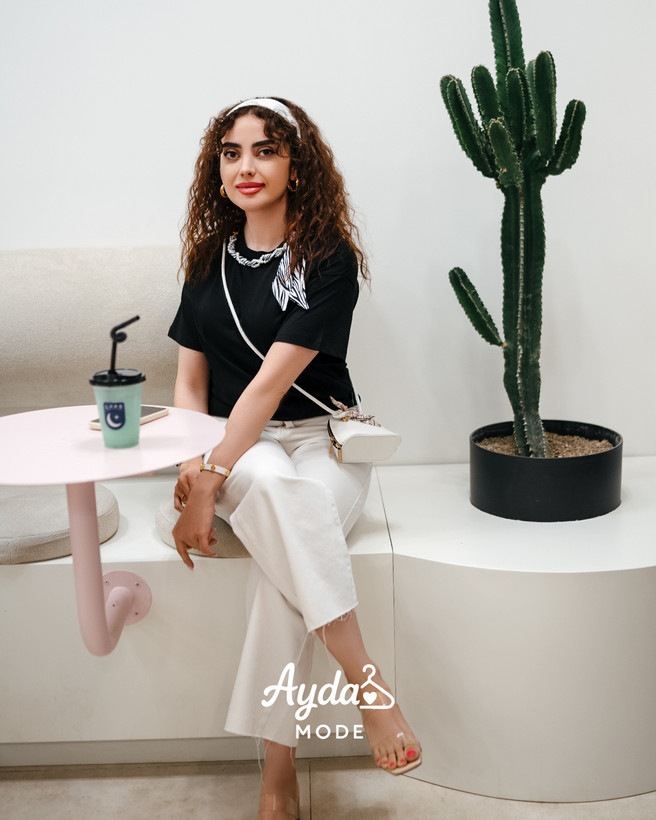 تیشرت زنانه ترک برند mint آستین کوتاه با یقه اسکارف دار مرواریدی